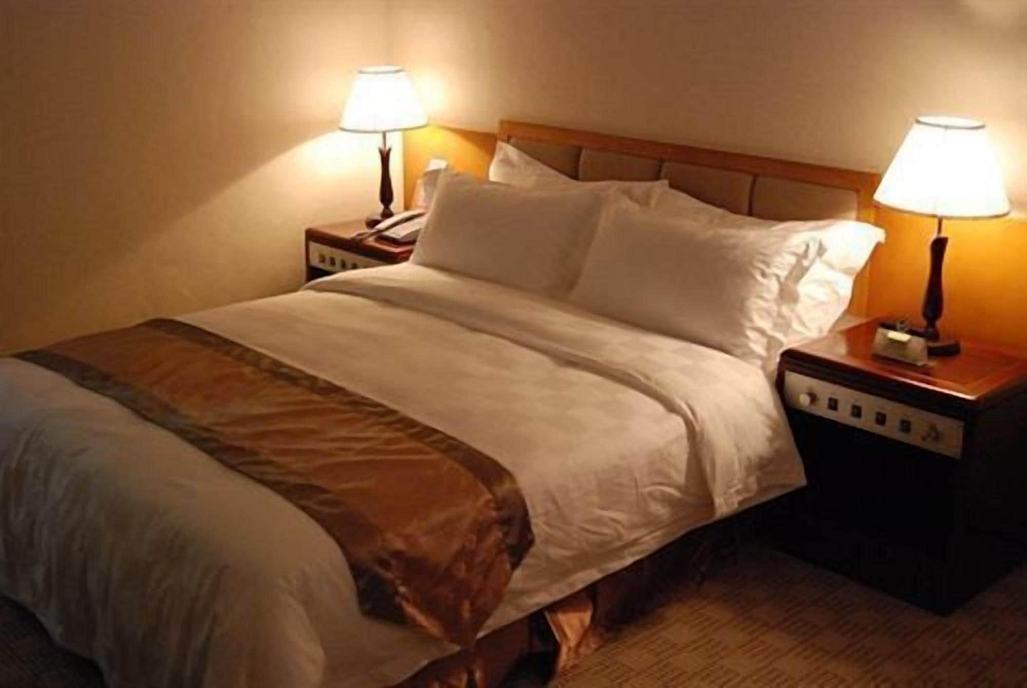 ดิ โอเวอร์ซี ไชนีส บิลดิ้ง Hotel เซินเจิ้น ภายนอก รูปภาพ